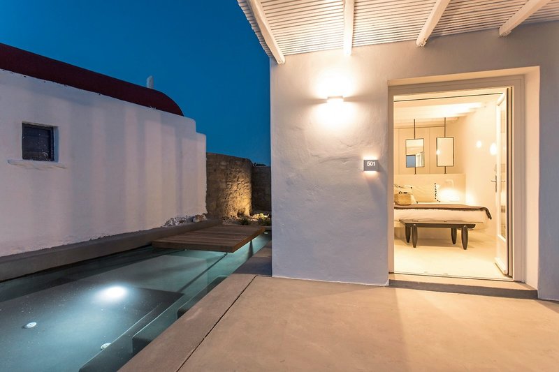 Ostraco Suites 25