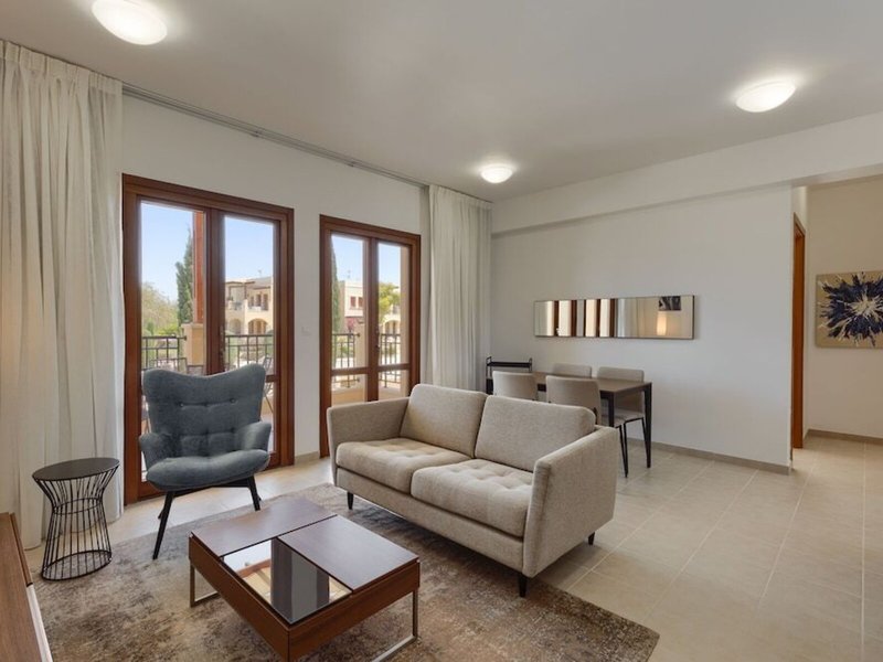 Aphrodite Hills Holiday Residences - Villas & Apartments 27 - Room Example