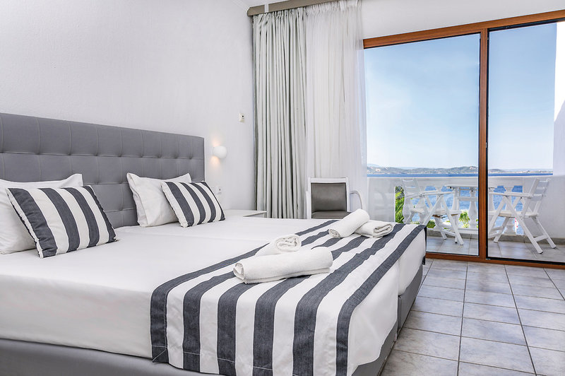 Akti Ouranoupoli Beach Resort 1