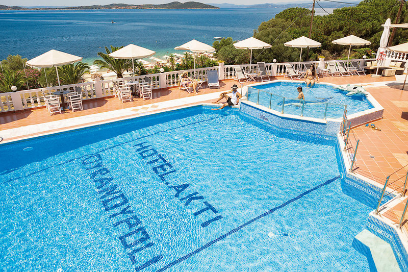 Akti Ouranoupoli Beach Resort 5