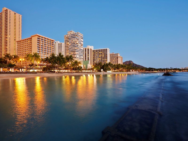 Alohilani Resort Waikiki Beach  2