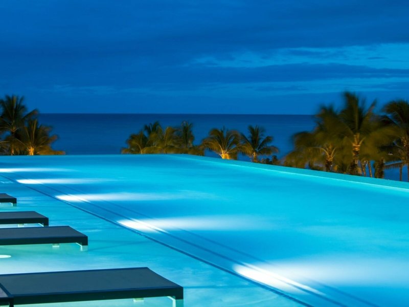 Alohilani Resort Waikiki Beach  11