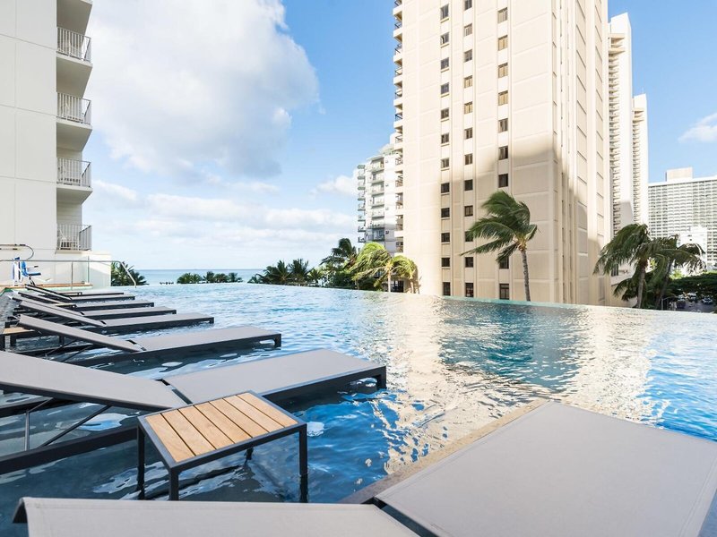Alohilani Resort Waikiki Beach  14
