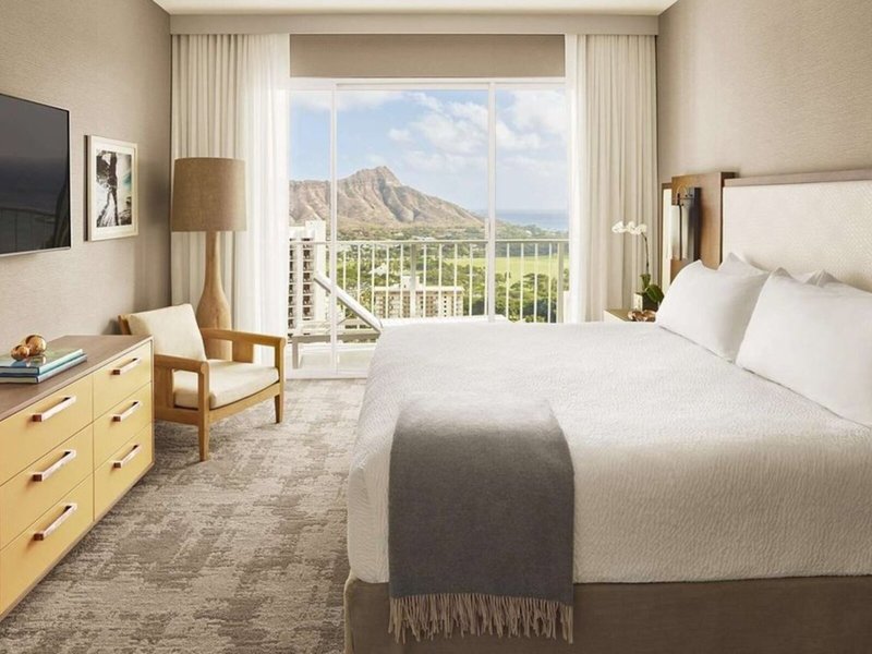 Alohilani Resort Waikiki Beach  41