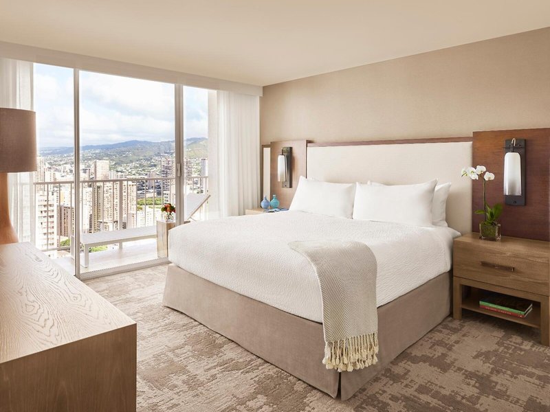 Alohilani Resort Waikiki Beach  44