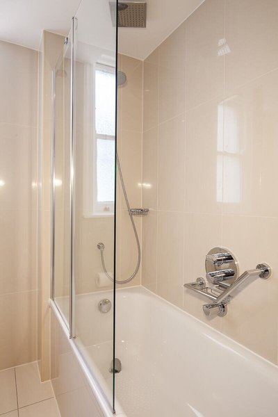 Park Grand Paddington Court London 24