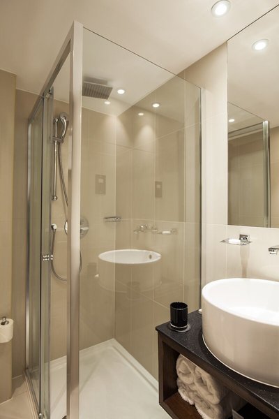 Park Grand Paddington Court London 26