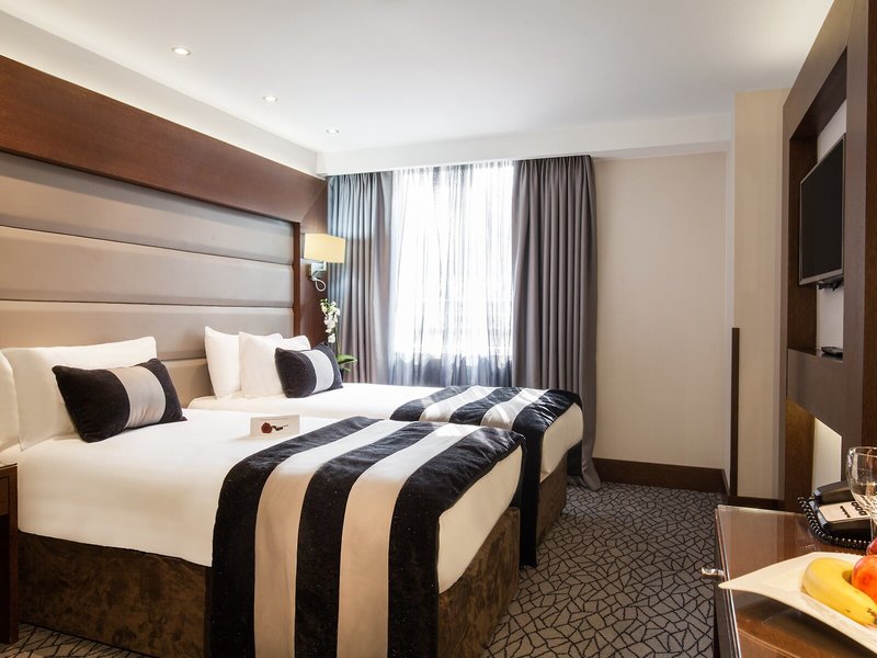 Park Grand Paddington Court London 48