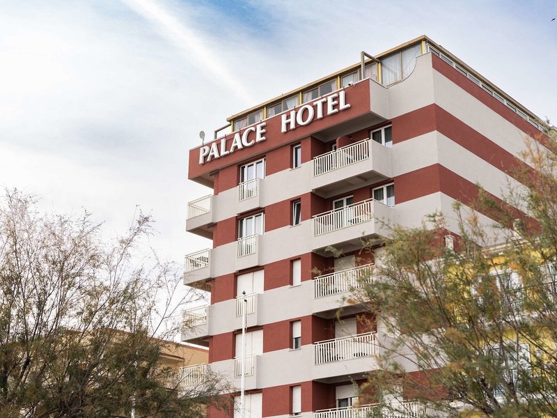 Palace 1