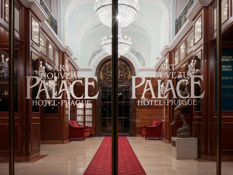 Art Nouveau Palace Prag 7