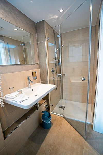 Volapük 12 - Bathroom Example
