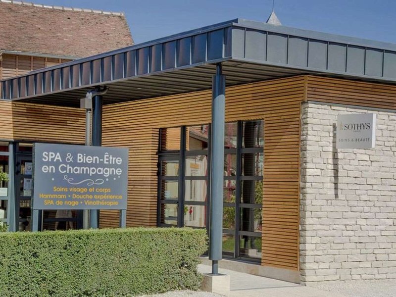 Auberge Du Lac 1