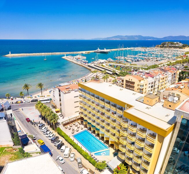 Palm Hotel 6
