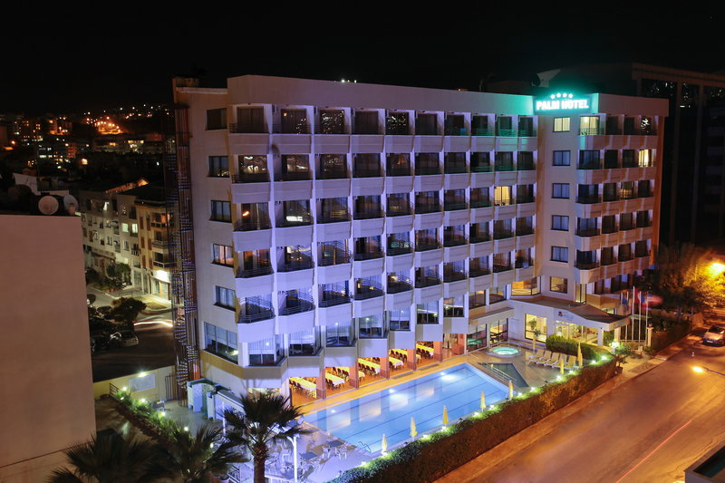 Palm Hotel 1