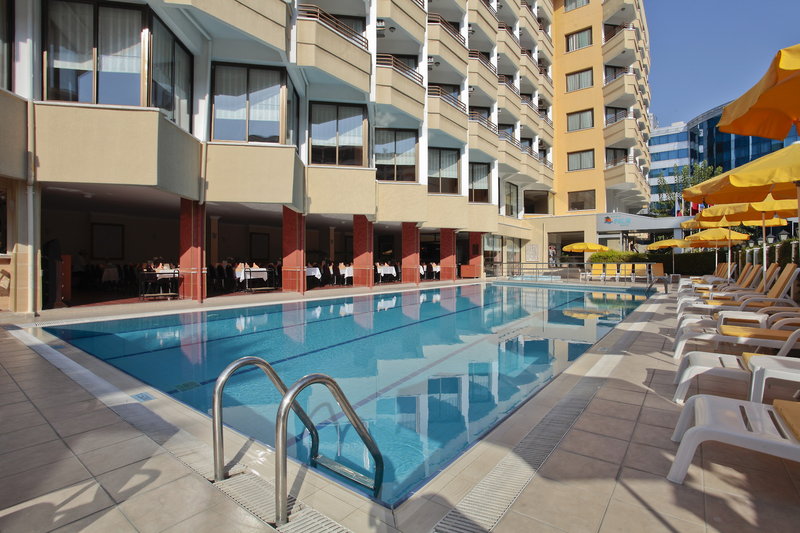 Palm Hotel 5