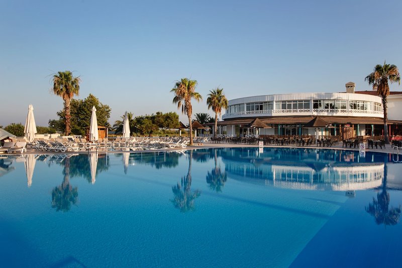 Euphoria Palm Beach Resort 12