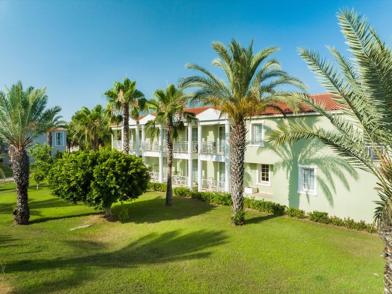 Euphoria Palm Beach Resort 16