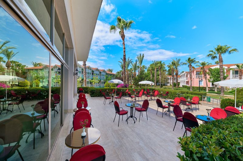 Euphoria Palm Beach Resort 22