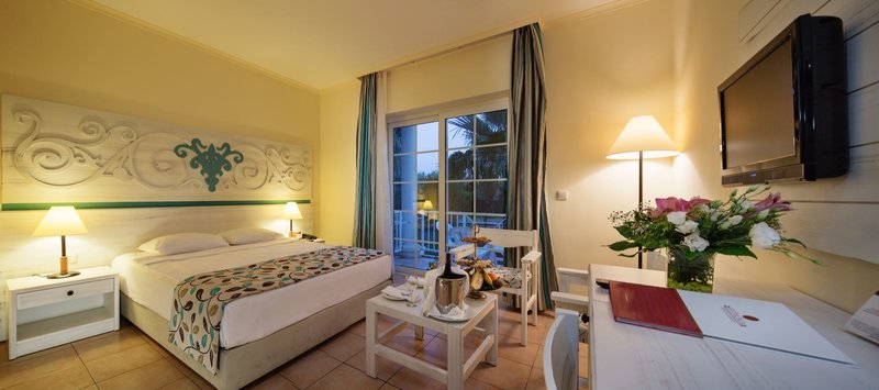 Euphoria Palm Beach Resort 23