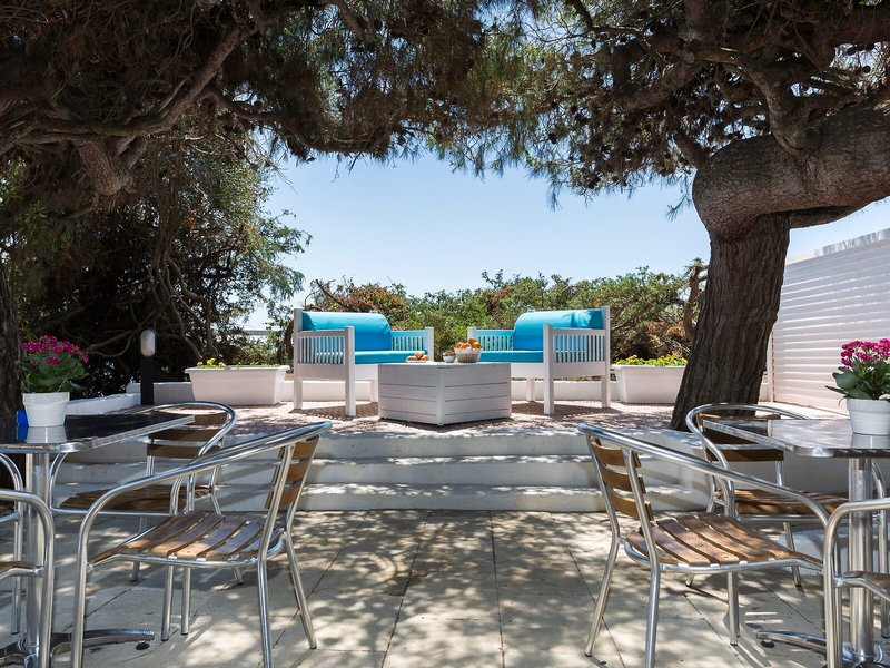 Ticho's Hotel 17
