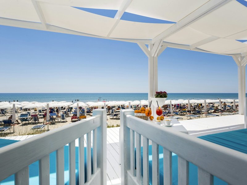 Ticho's Hotel 21