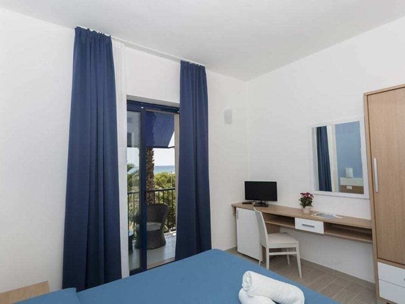 Ticho's Hotel 39