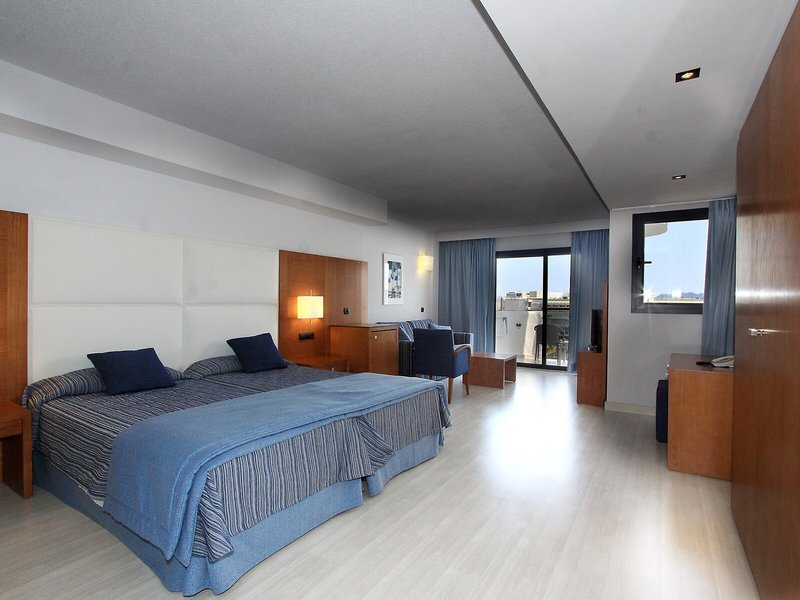 Protur Palmeras Playa Hotel 41