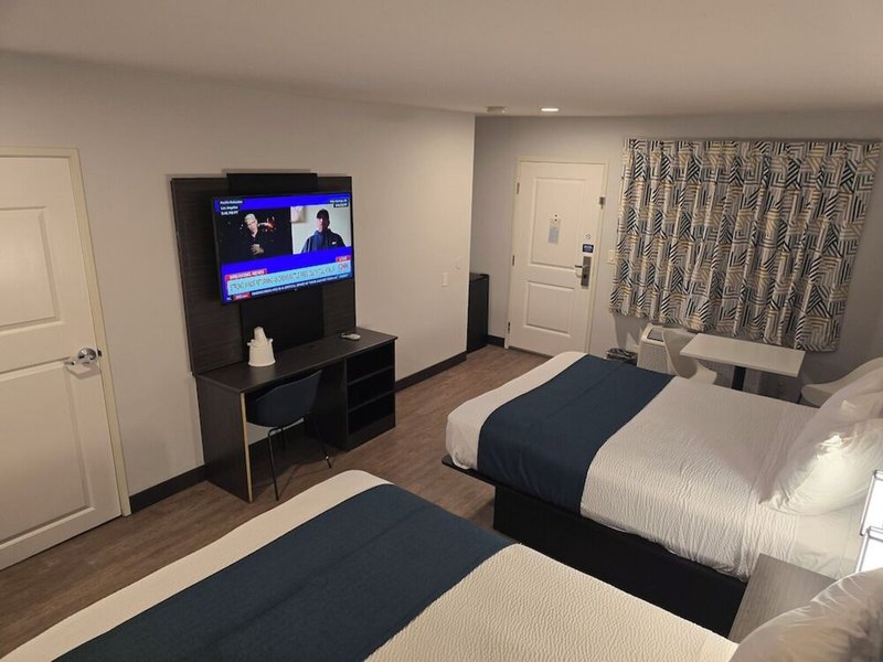 Motel 6 Los Angeles CA - Downtown 5