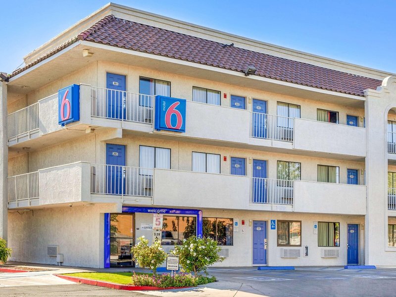 Motel 6 Phoenix, AZ - West