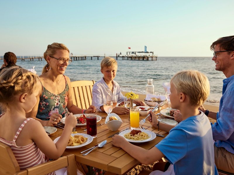 ROBINSON Pamfilya 42