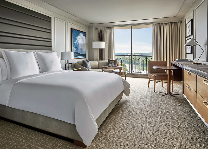 Four Seasons Hotel Austin 11