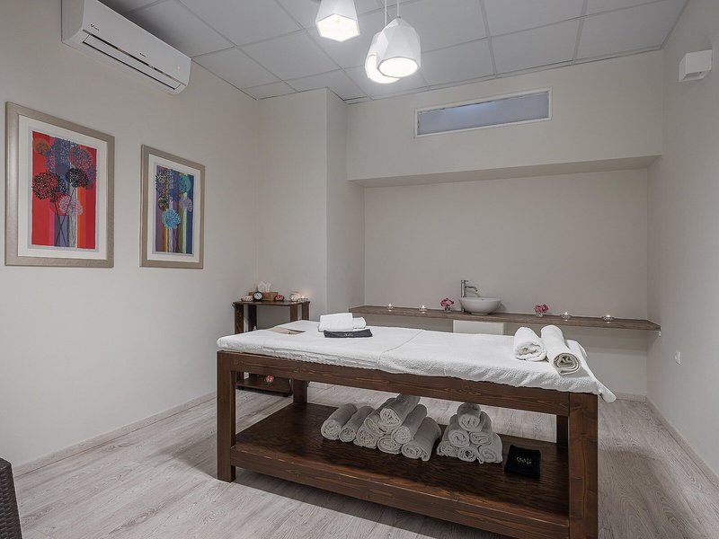 Leptos Panorama Hotel 25