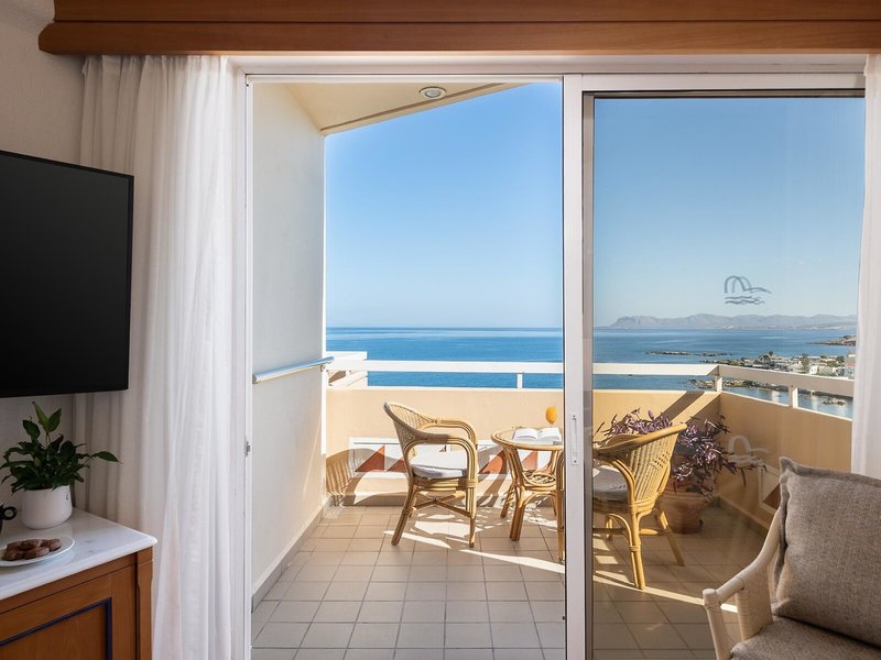 Leptos Panorama Hotel 40