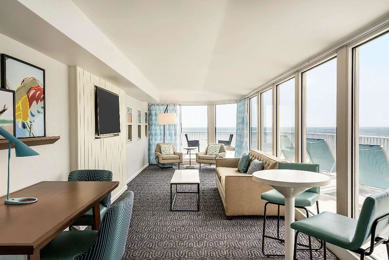 DoubleTree by Hilton Ocean City Oceanfront 2