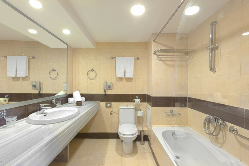 Kipriotis Panorama Hotel & Suites 11