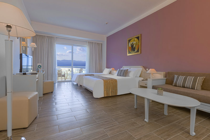 Kipriotis Panorama Hotel & Suites 12
