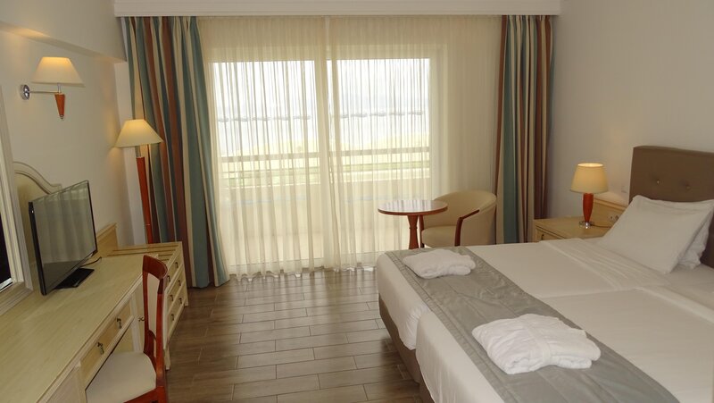 Kipriotis Panorama Hotel & Suites 37