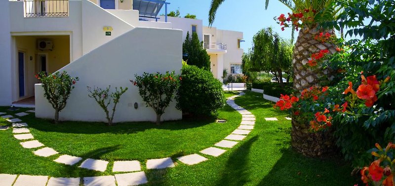 Papadakis 1 - Garden