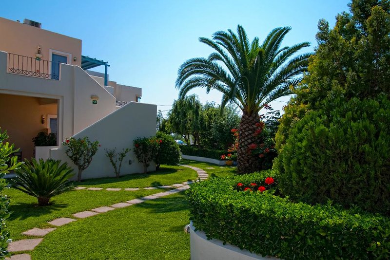 Papadakis 3 - Garden