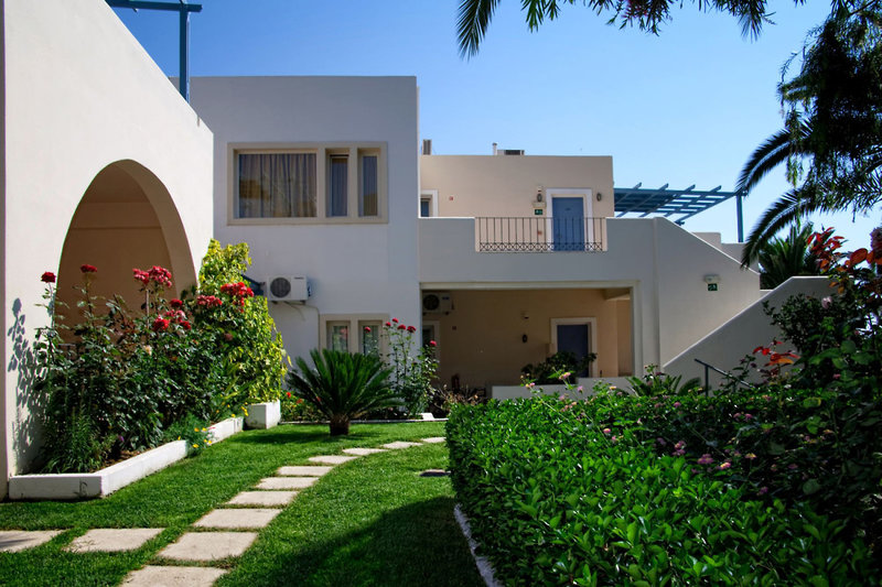 Papadakis Apartments 3