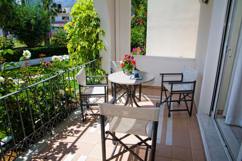 Papadakis Apartments 5