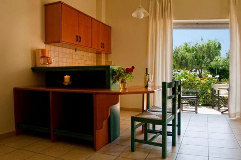 Papadakis Apartments 6