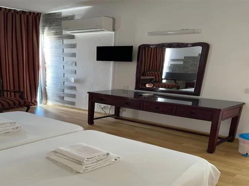 Paphiessa Hotel & Apartments 16