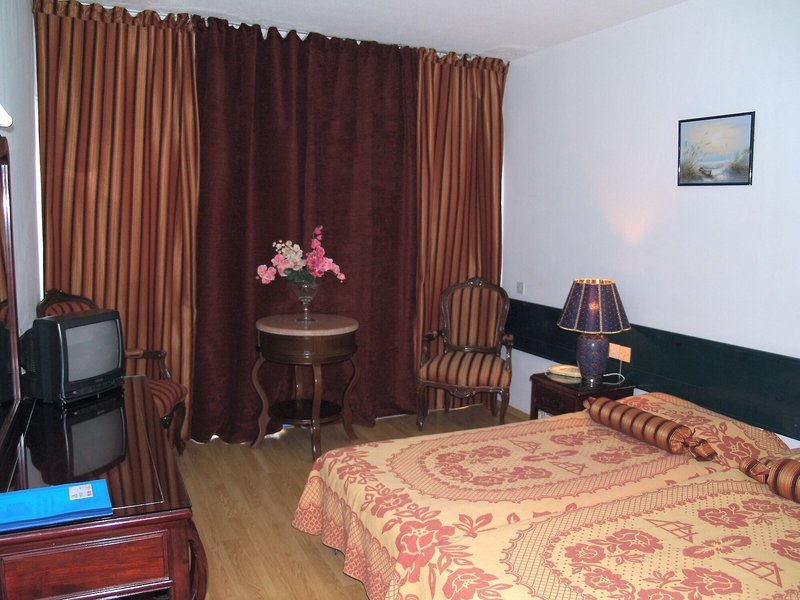 Paphiessa Hotel & Apartments 17