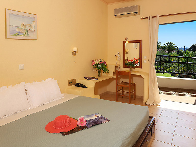 Paradise Hotel Corfu 4