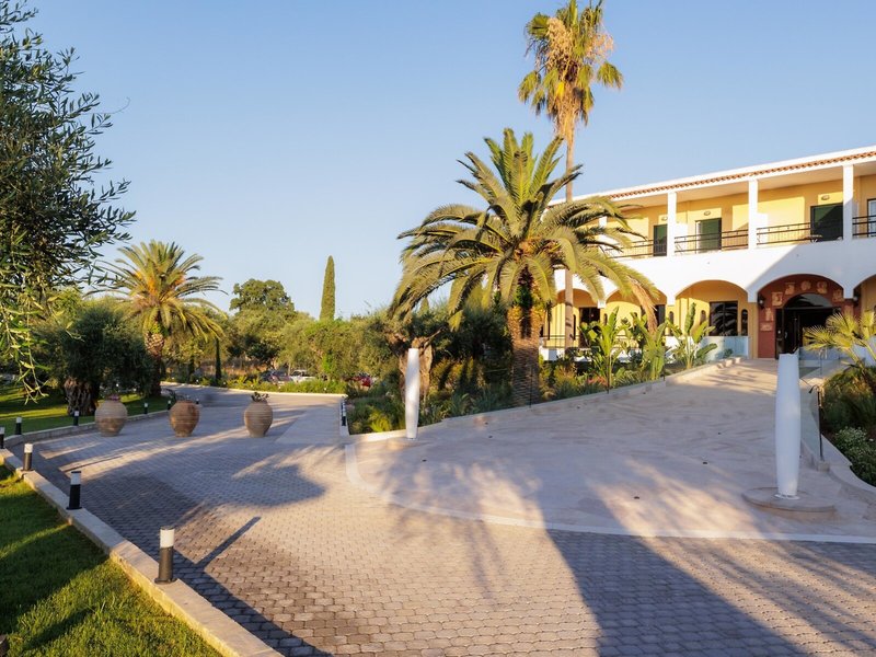 Paradise Hotel Corfu 1
