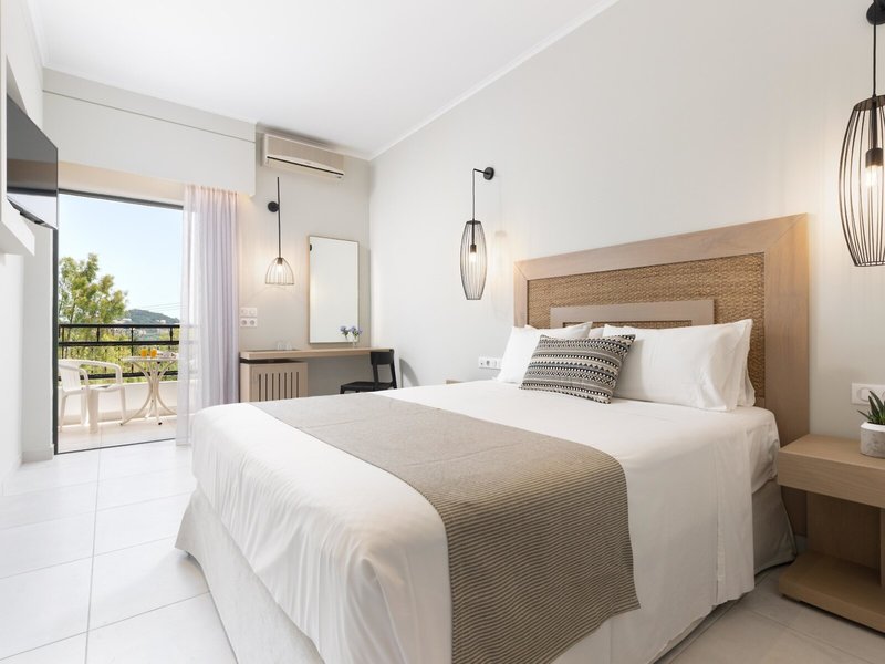 Paradise Hotel Corfu 30