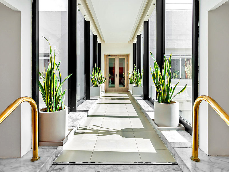 Plaza Hotel & Plaza Regency 5