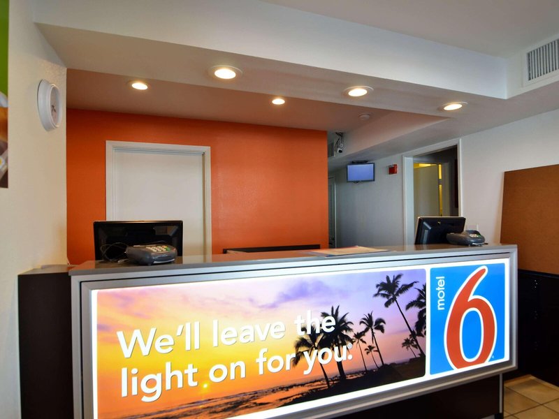 Motel 6 Palm Springs North 9
