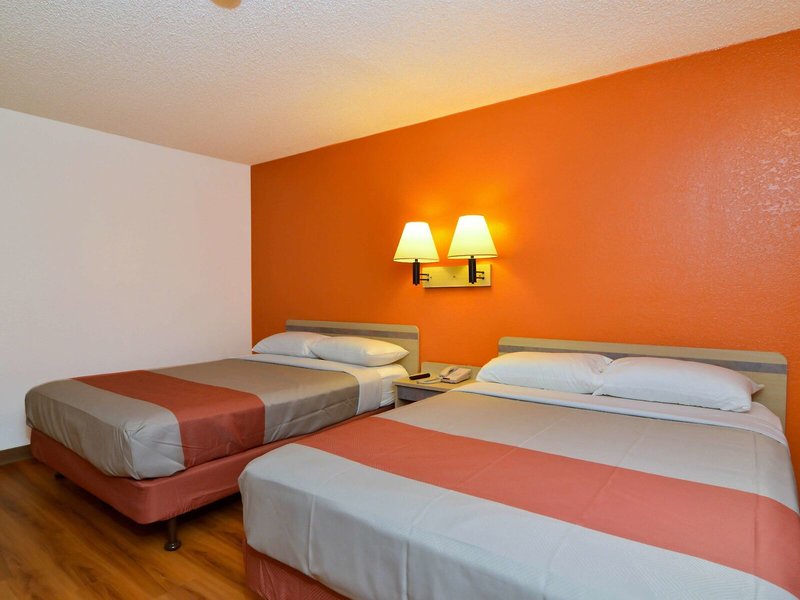 Motel 6 Palm Springs North 12